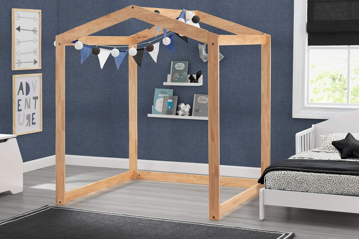 Delta Children Homestead Playhouse Natural