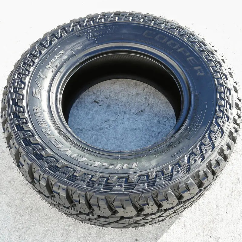 Cooper S/T Maxx LT 275/70R18 Tire Set (4)  Compatible with 2022 023 Chevy Silverado 1500 ZR2