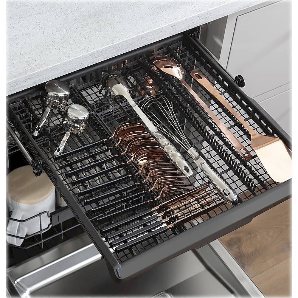 Café - 24" Top Control Tall Tub Built-In Dishwasher with Stainless Steel Tub - Matte white