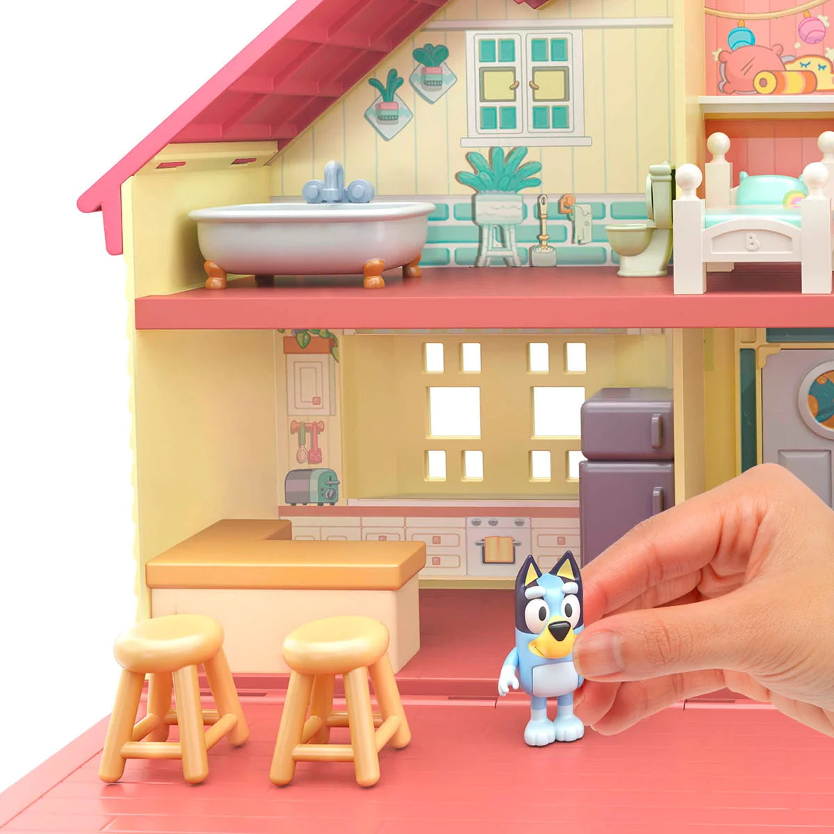 Bluey Family Home - Bluey 2.5-3 Figure with Home Playset"