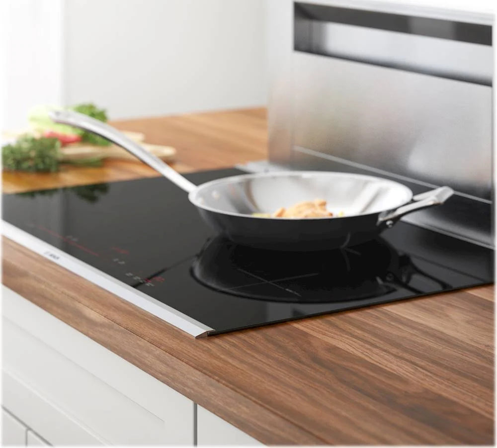 Bosch 800 Series 30" Built-In Electric Induction Cooktop with 4 elements and HomeConnect