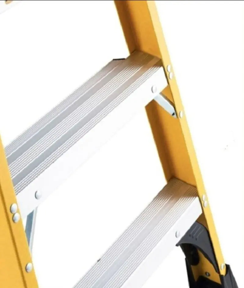 DEWALT Stepladder 500lb Rated FG 6 DXL3810-06 from DEWALT