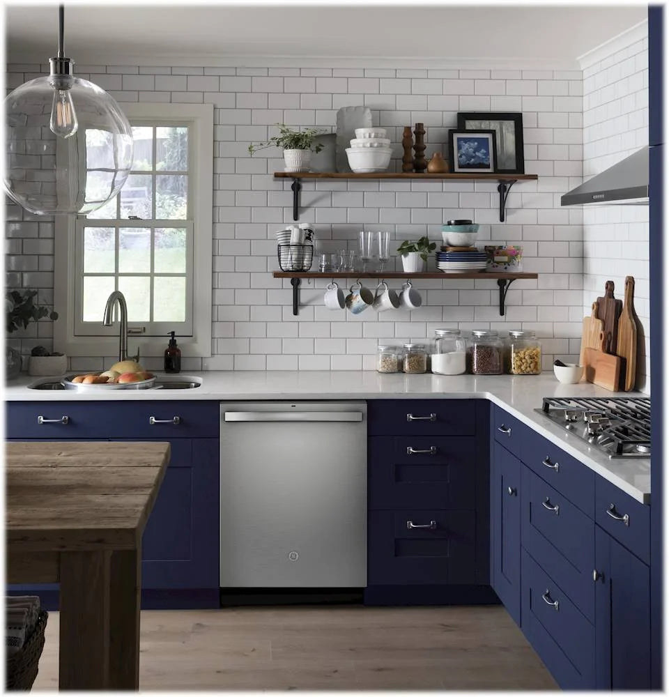 GE-Top Control Built-In Dishwasher with Stainless Steel Tub, Dry Boost, 48dBA - Stainless steel