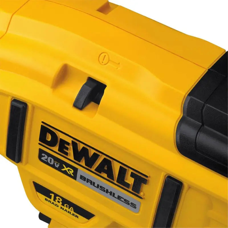 DEWALT 20V MAX XR Cordless Brad Nailer (Bare Tool)