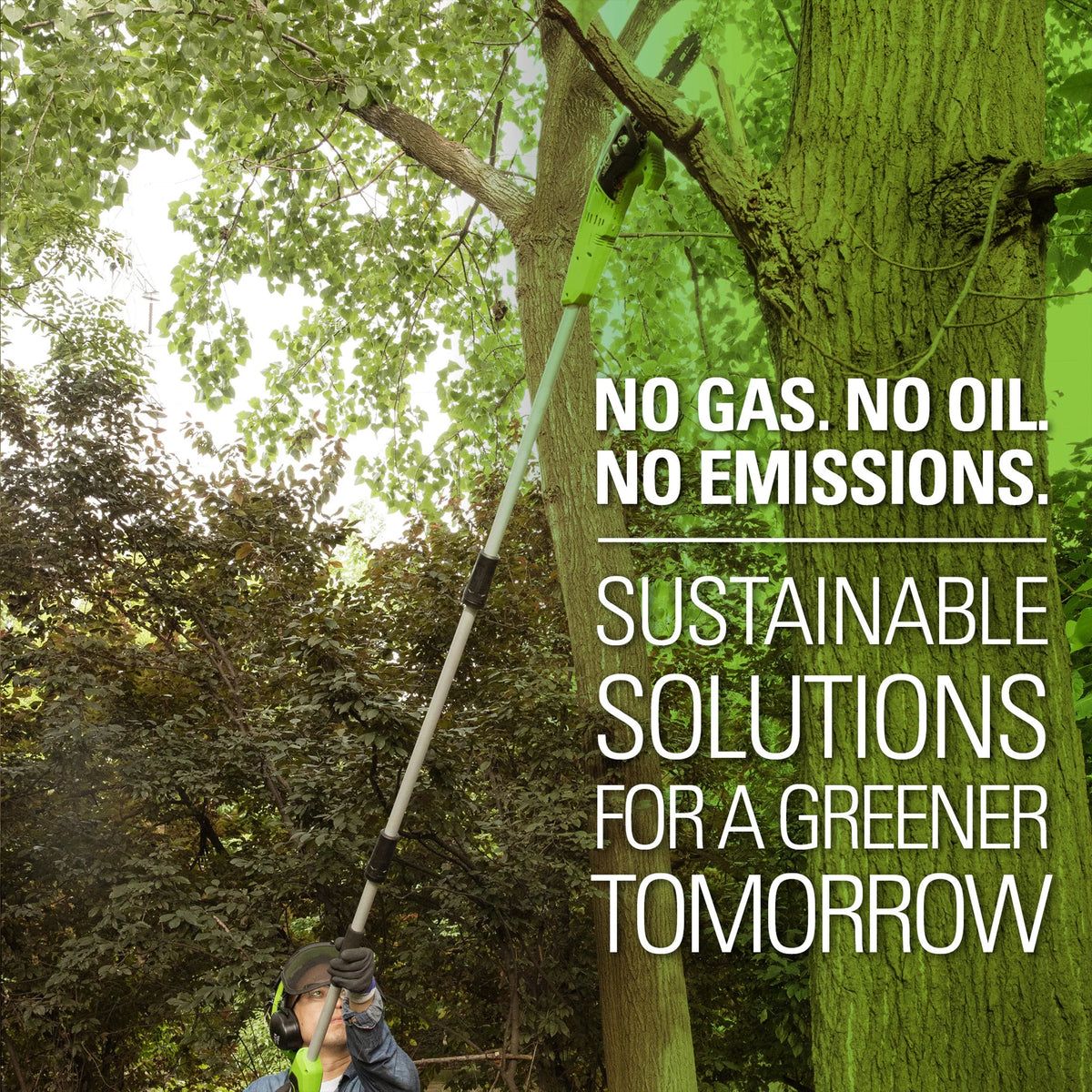 Greenworks 40V 8" Cordless Pole Saw with 2.0 Ah Battery and Charger . 1403702