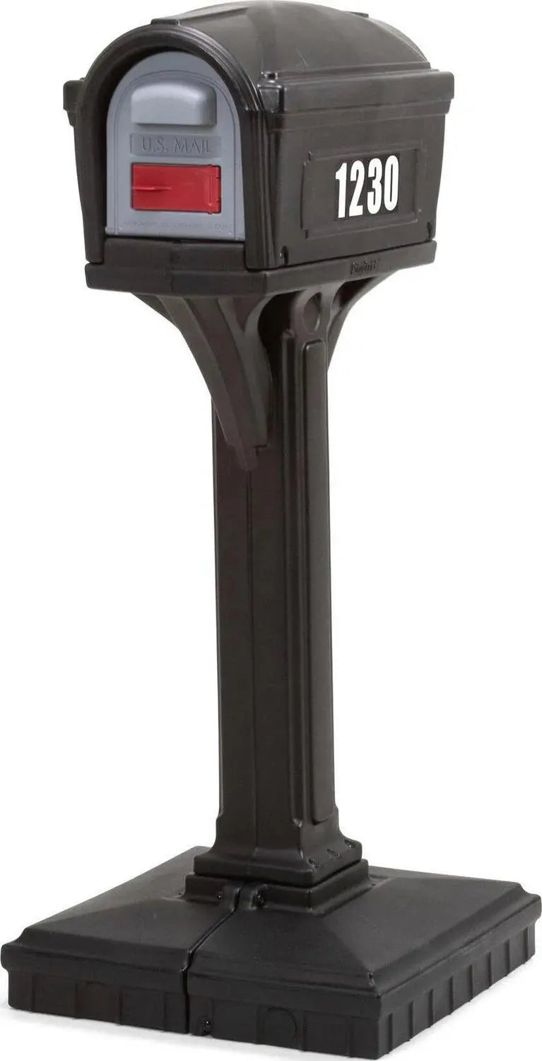 Traditional Black Plastic Residential Mailbox – Durable, Weather-Resistant Curbside Delivery Box