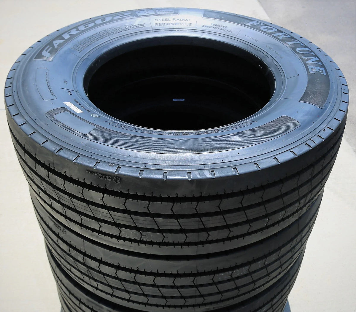 Fortune FAR602 245/70R17.5 Load J 18 Ply All Position Commercial Tire