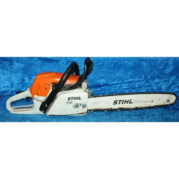 STIHL MS 271 Farm Boss Chainsaw – 50.2 cc, 2.6 kW Engine, Professional-Grade Cutting Power