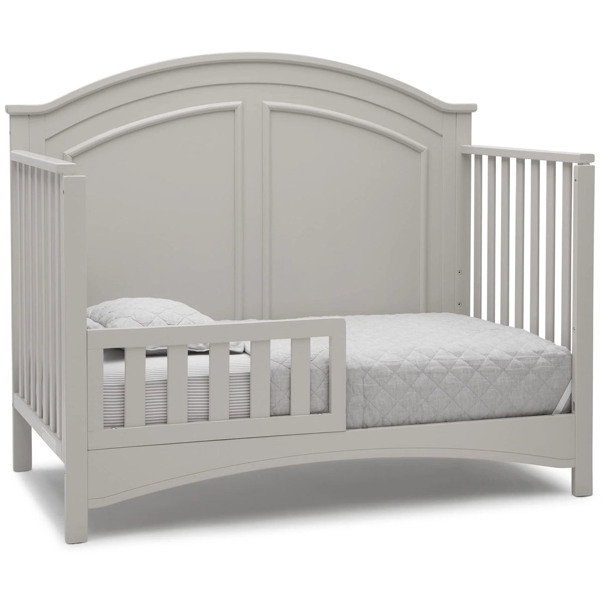 Delta Children Perry Convertible Crib